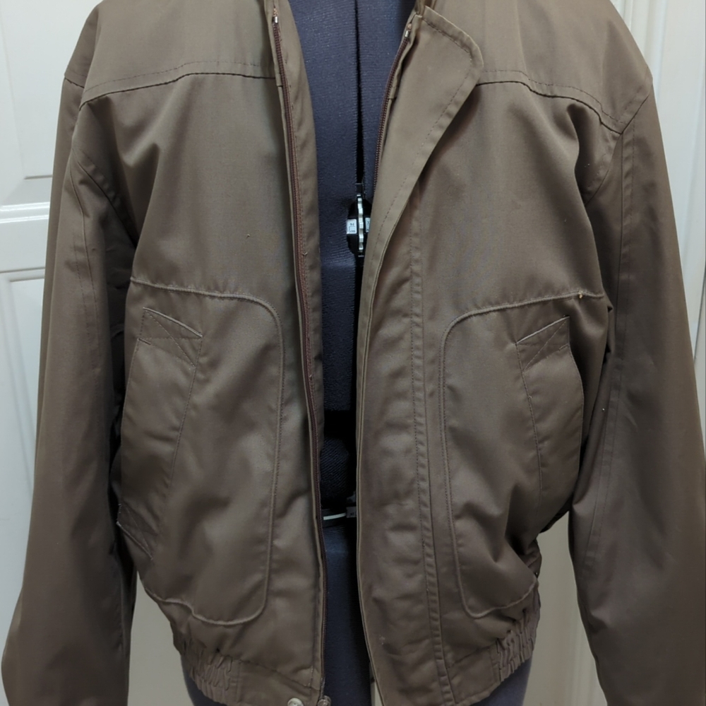Four Winds Windbreaker Brown Jacket 60% Cotton Medium Size Made Hong Kong Vintag